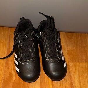 NEW Boy's Adidas Baseball Cleats Black and White Size 10c
